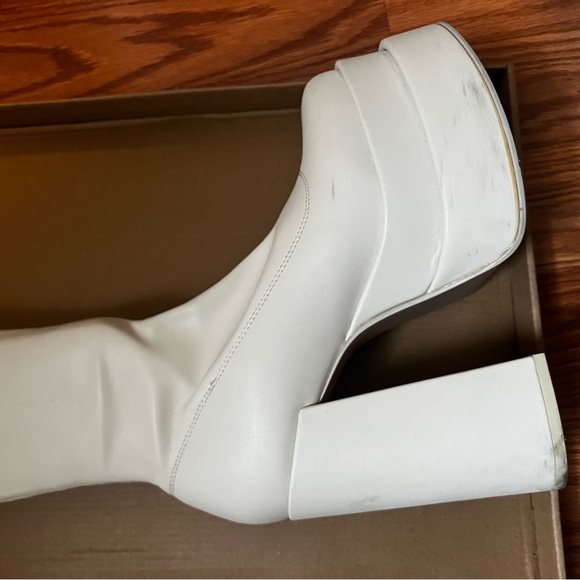 Steve Madden Cypress White Platform Boots - Picture 5 of 12